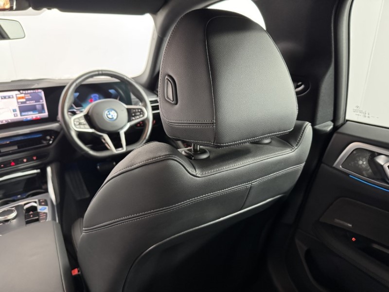 2025 (75) BMW I4 250kW eDrive40 M Sport 83.9kWh 5dr Auto [Pro Pack] 5492143