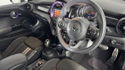 2020 (70) MINI HATCHBACK 2.0 Cooper S Sport II 3dr Auto 5406257