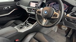 2022 (22) BMW 3 SERIES 320i xDrive M Sport 4dr Step Auto 5394744