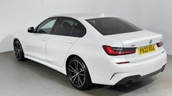 2022 (22) BMW 3 SERIES 320i xDrive M Sport 4dr Step Auto 5394771