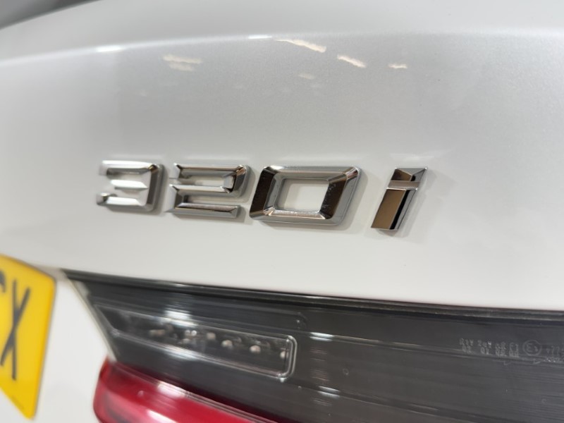 2025 (75) BMW 3 SERIES 320i M Sport 5dr Step Auto 5442166