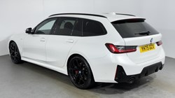 2025 (75) BMW 3 SERIES 320i M Sport 5dr Step Auto 5442179