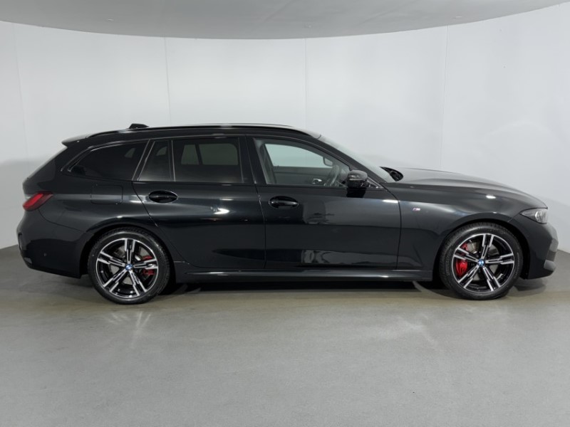 2025 (25) BMW 3 SERIES 320i M Sport 5dr Step Auto 5420997