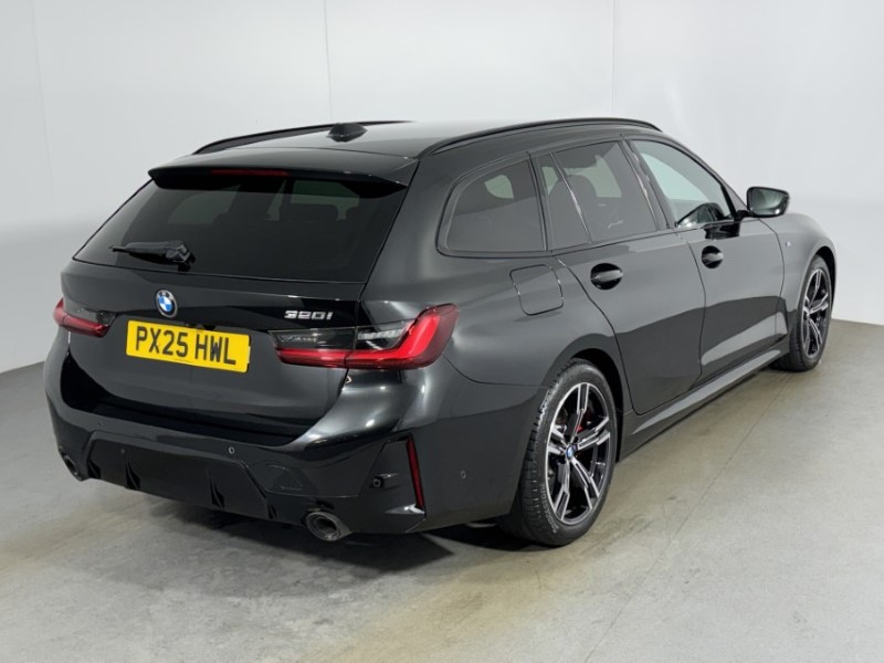 2025 (25) BMW 3 SERIES 320i M Sport 5dr Step Auto 5421001