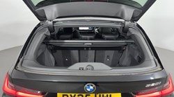 2025 (25) BMW 3 SERIES 320i M Sport 5dr Step Auto 5420989