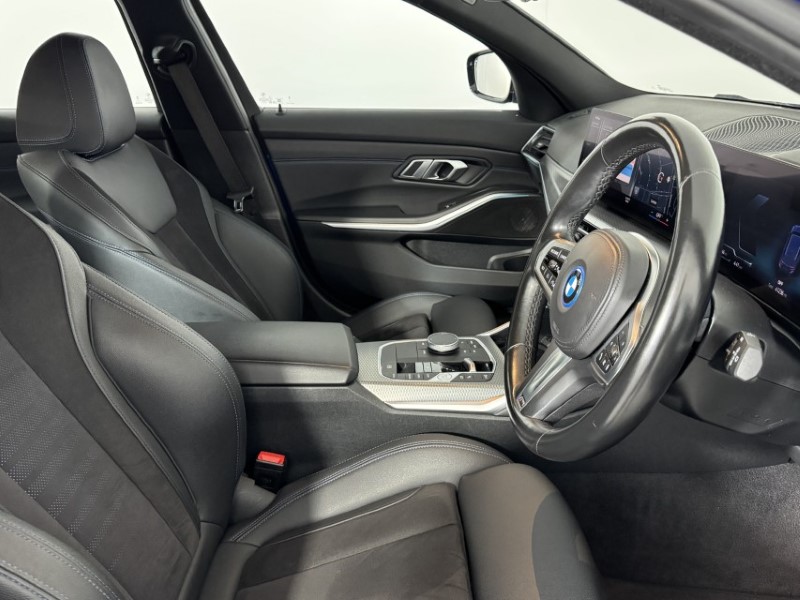 2022 (72) BMW 3 SERIES 330e M Sport 5dr Step Auto 5470140