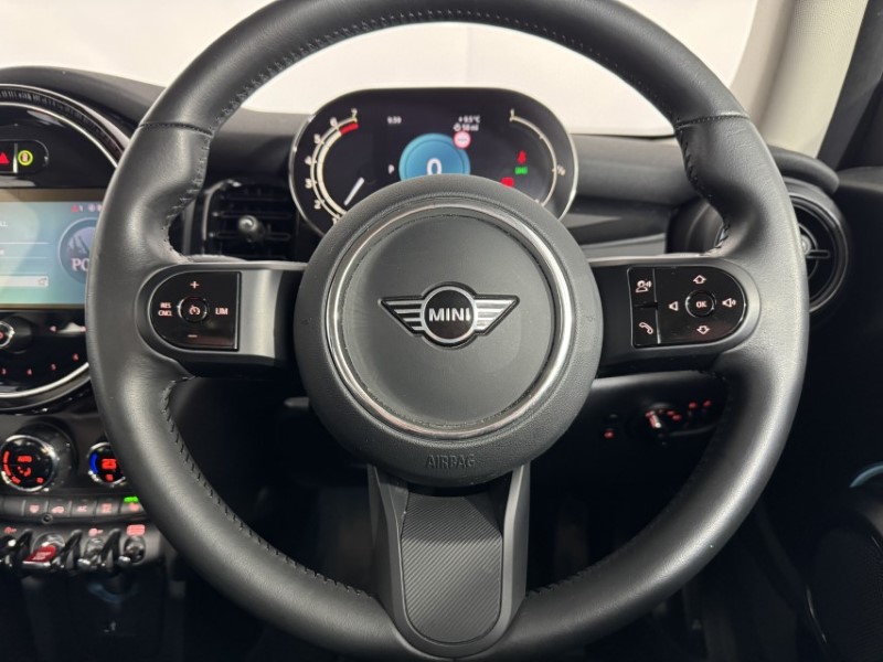 2023 (23) MINI HATCHBACK 1.5 Cooper Classic 3dr Auto 5417330