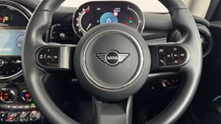 2023 (23) MINI HATCHBACK 1.5 Cooper Classic 3dr Auto 5417330