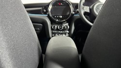 2023 (23) MINI HATCHBACK 1.5 Cooper Classic 3dr Auto 5417374