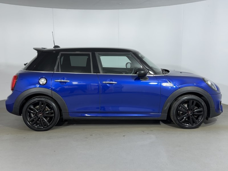 2020 (20) MINI HATCHBACK 2.0 Cooper S Sport II 5dr Auto 5487073