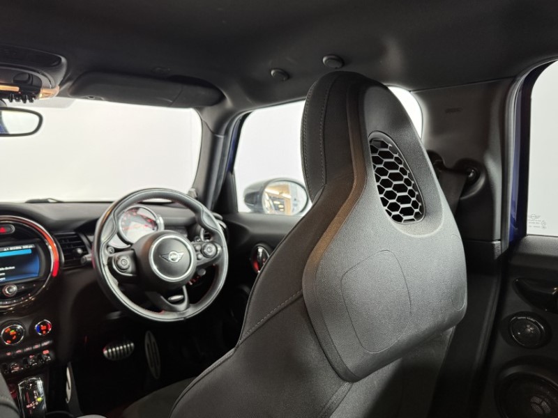 2020 (20) MINI HATCHBACK 2.0 Cooper S Sport II 5dr Auto 5442347