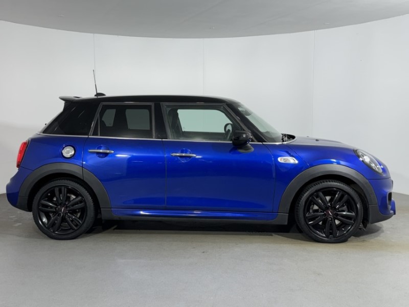 2020 (20) MINI HATCHBACK 2.0 Cooper S Sport II 5dr Auto 5442357