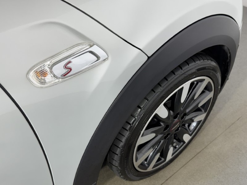 2019 (69) MINI HATCHBACK 2.0 Cooper S Exclusive II 3dr Auto 5435508
