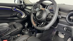2019 (69) MINI HATCHBACK 2.0 Cooper S Exclusive II 3dr Auto 5435502