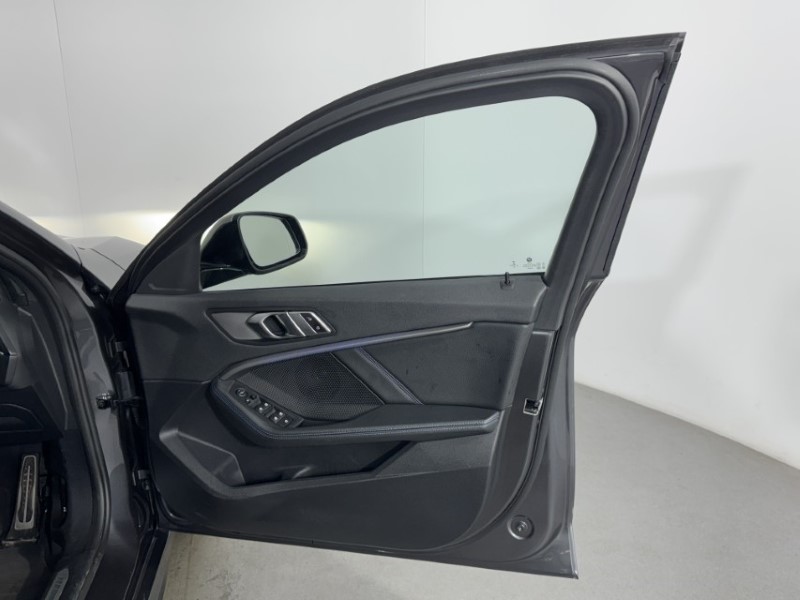 2020 (20) BMW 1 SERIES M135i xDrive 5dr Step Auto T2 5478783