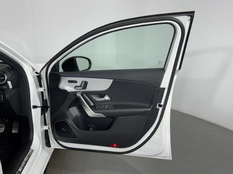 2021 (71) MERCEDES-BENZ A CLASS A35 4Matic Premium Plus Edition 5dr Auto 5458263