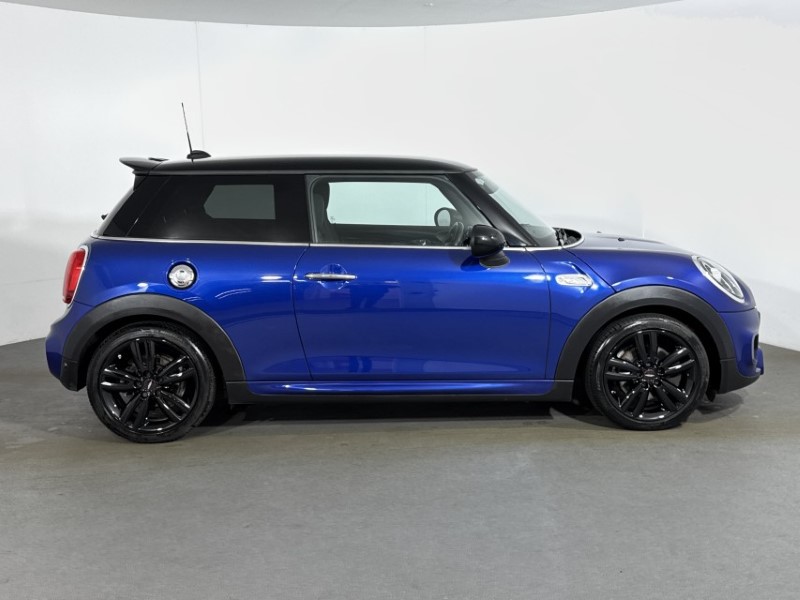 2019 (19) MINI HATCHBACK 2.0 Cooper S Sport II 3dr 5473632