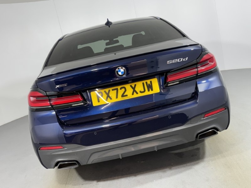 2022 (72) BMW 5 SERIES 520d xDrive MHT M Sport 4dr Step Auto 5517995