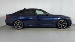 2022 (72) BMW 5 SERIES 520d xDrive MHT M Sport 4dr Step Auto 5518014