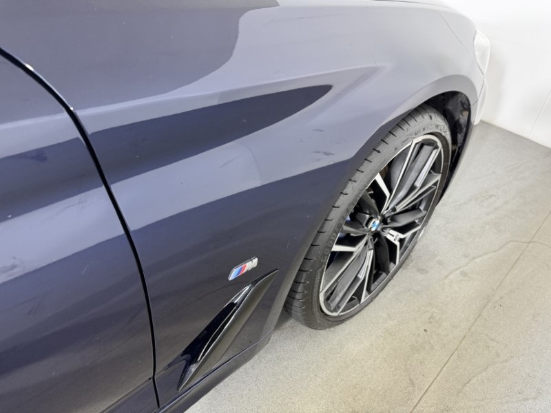 2022 (72) BMW 5 SERIES 520d xDrive MHT M Sport 4dr Step Auto 5517987