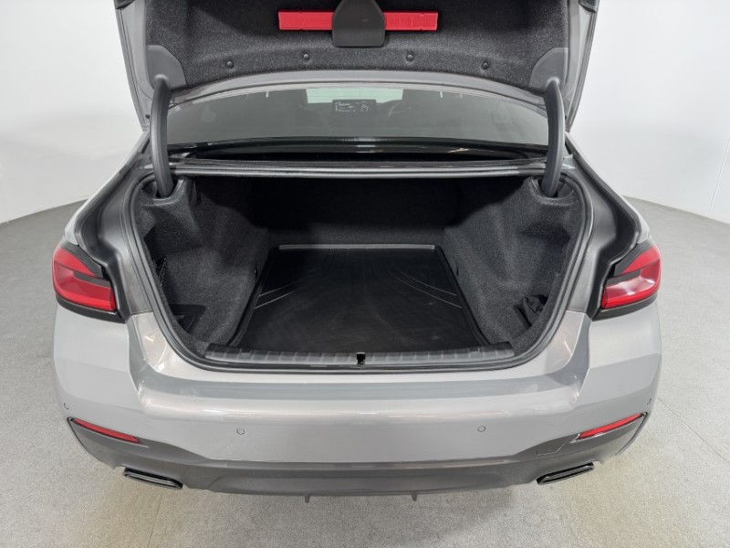 2022 (72) BMW 5 SERIES 520i MHT M Sport 4dr Step Auto 5448955