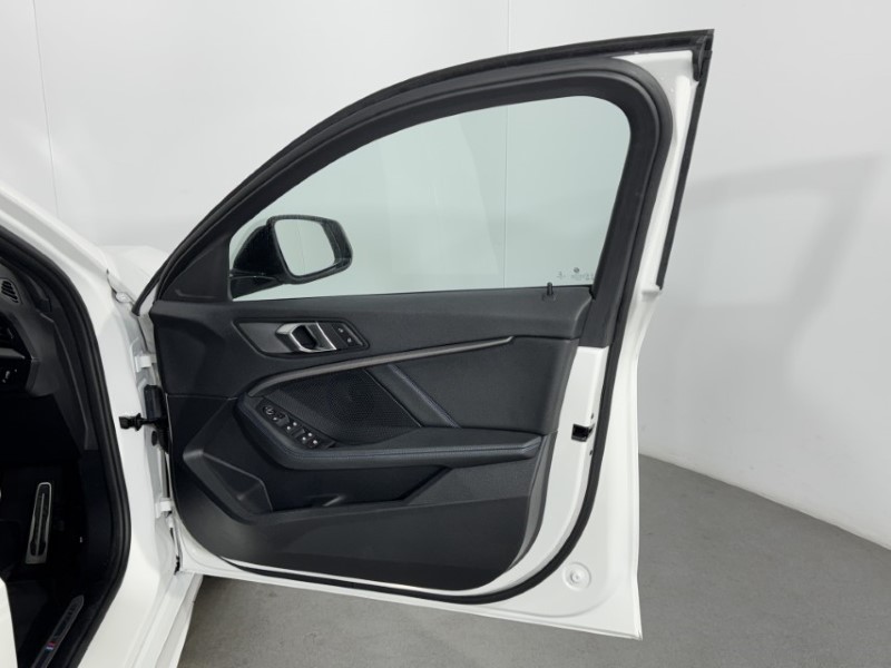 2023 (23) BMW 1 SERIES 118i [136] M Sport 5dr [Live Cockpit Professional] 5502701