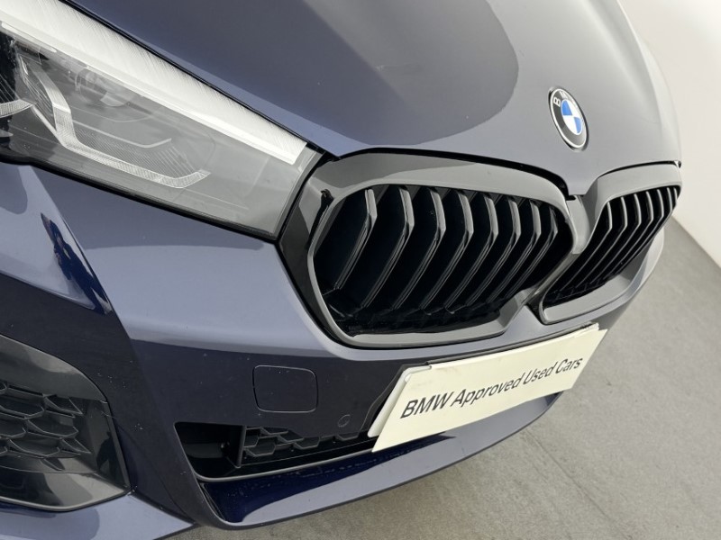 2021 (71) BMW 5 SERIES 520d xDrive MHT M Sport 5dr Step Auto 5473670