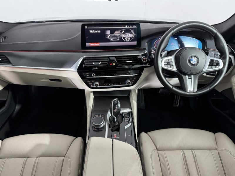 2021 (71) BMW 5 SERIES 520d xDrive MHT M Sport 5dr Step Auto 5473685