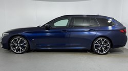 2021 (71) BMW 5 SERIES 520d xDrive MHT M Sport 5dr Step Auto 5473699