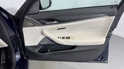 2021 (71) BMW 5 SERIES 520d xDrive MHT M Sport 5dr Step Auto 5473665