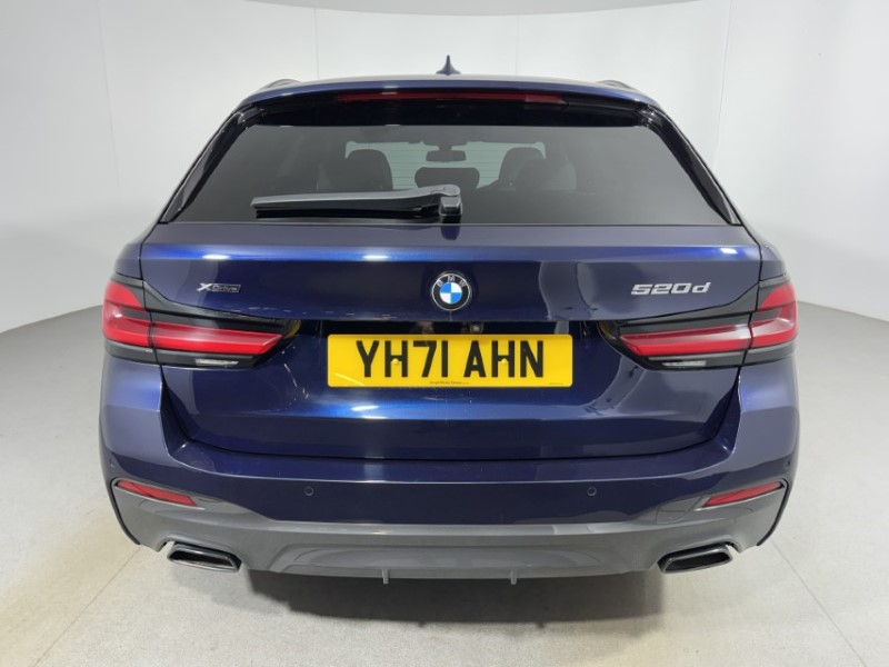 2021 (71) BMW 5 SERIES 520d xDrive MHT M Sport 5dr Step Auto 5473678