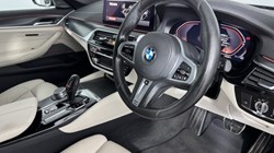 2021 (71) BMW 5 SERIES 520d xDrive MHT M Sport 5dr Step Auto 5473663
