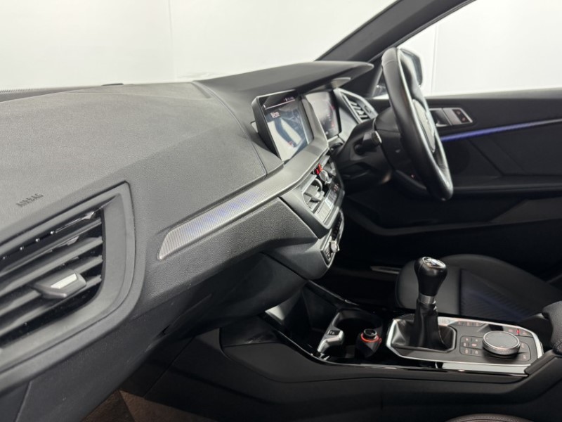 2022 (22) BMW 1 SERIES 118d M Sport 5dr [Live Cockpit Professional] 5478081