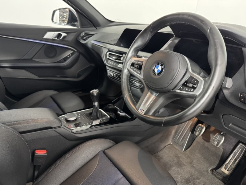2022 (22) BMW 1 SERIES 118d M Sport 5dr [Live Cockpit Professional] 5478053