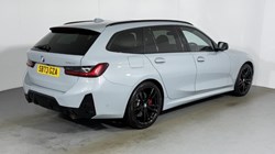 2023 (73) BMW 3 SERIES 320i M Sport 5dr Step Auto 5543125