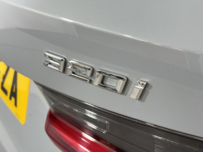 2023 (73) BMW 3 SERIES 320i M Sport 5dr Step Auto 5543115