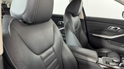 2021 (21) BMW 3 SERIES 330e Sport Pro 5dr Step Auto 5509829