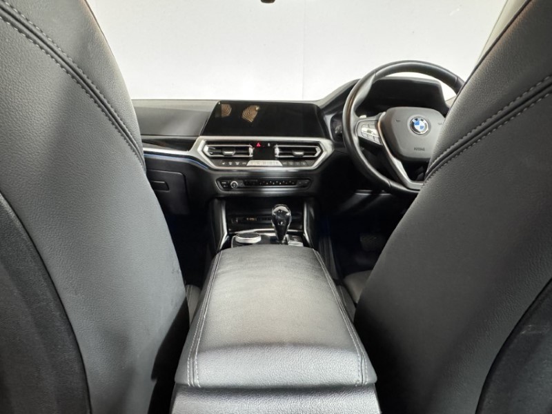2021 (21) BMW 3 SERIES 330e Sport Pro 5dr Step Auto 5509850