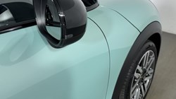 2025 (25) MINI COOPER 1.5 C Classic 3dr Auto 5483536