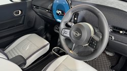 2025 (25) MINI COOPER 1.5 C Classic 3dr Auto 5483533