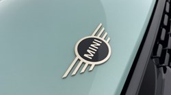 2025 (25) MINI COOPER 1.5 C Classic 3dr Auto 5483540