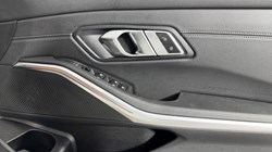 2021 (21) BMW 3 SERIES 320i M Sport 4dr Step Auto 5473310