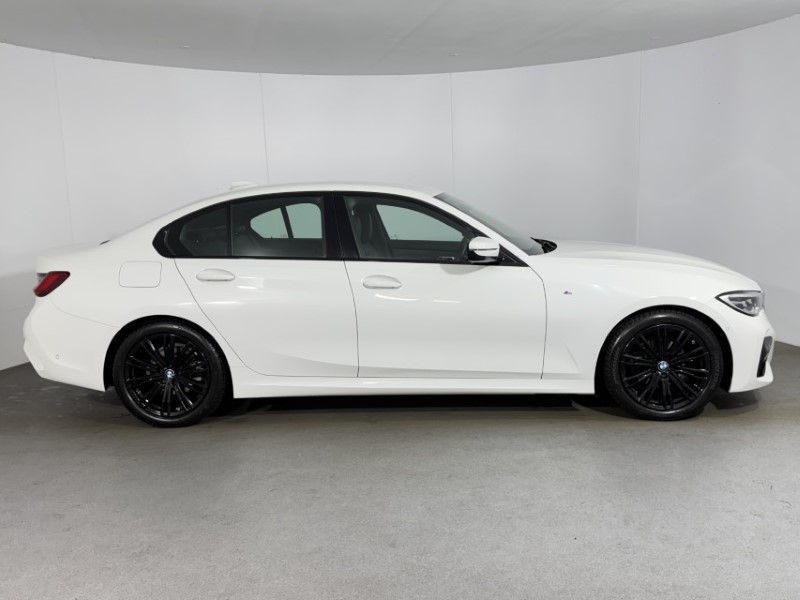 2021 (21) BMW 3 SERIES 320i M Sport 4dr Step Auto 5473327