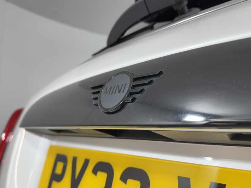 2023 (23) MINI HATCHBACK 1.5 Cooper Sport Premium 5dr Auto 5495959