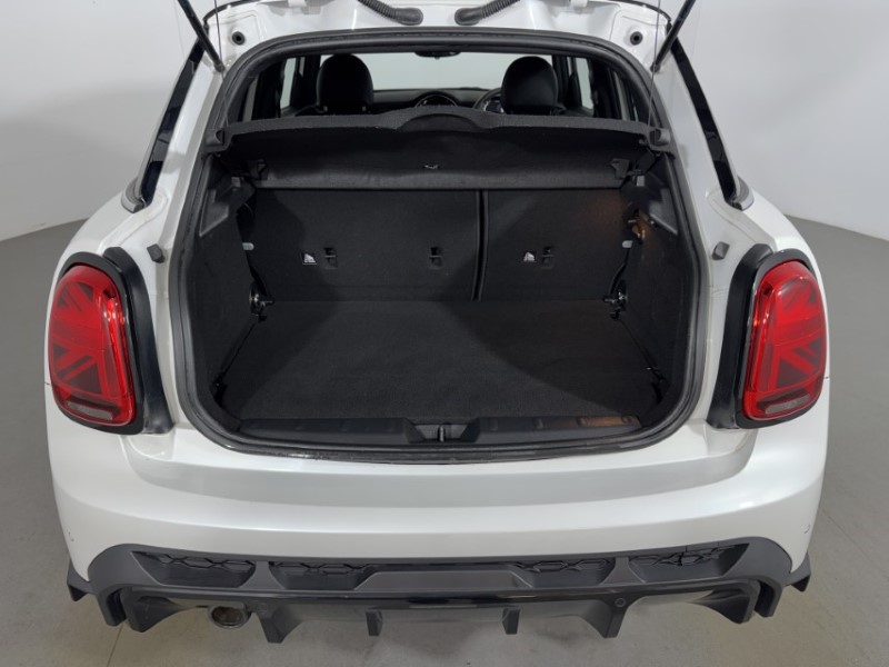 2023 (23) MINI HATCHBACK 1.5 Cooper Sport Premium 5dr Auto 5495960