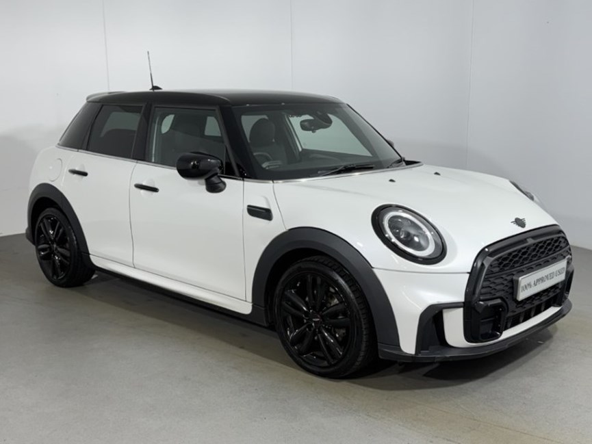 2023 (23) MINI HATCHBACK 1.5 Cooper Sport Premium 5dr Auto