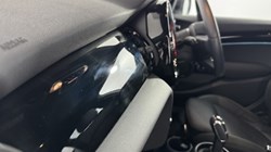 2023 (23) MINI HATCHBACK 1.5 Cooper Sport Premium 5dr Auto 5495966