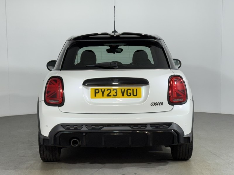 2023 (23) MINI HATCHBACK 1.5 Cooper Sport Premium 5dr Auto 5495961