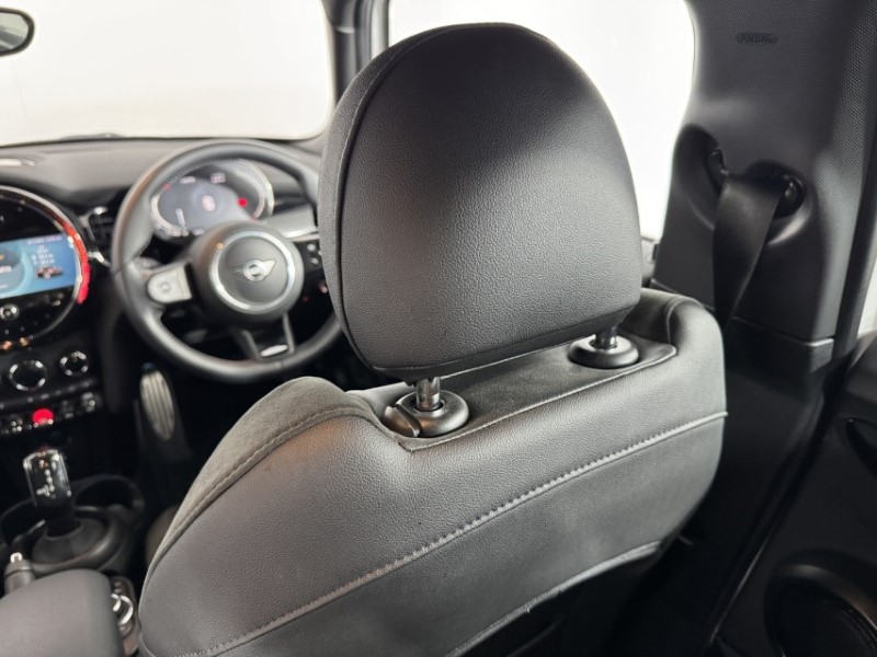 2023 (23) MINI HATCHBACK 1.5 Cooper Sport Premium 5dr Auto 5495963