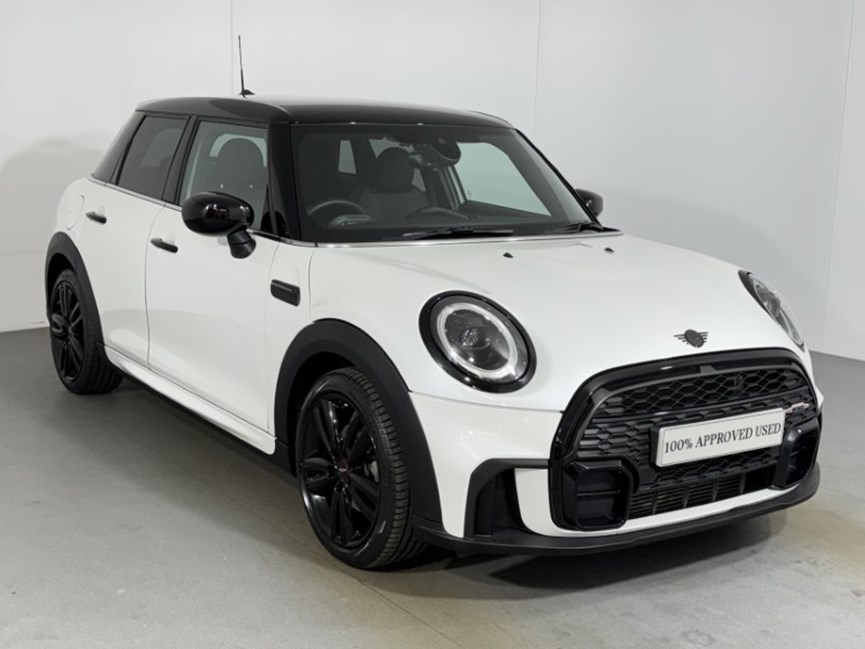 2023 (23) MINI HATCHBACK 1.5 Cooper Sport Premium 5dr Auto
